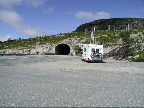 E134 �stliche Einfahrt in den Haukelitunnel