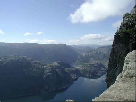 Blick zum Vikastakken und zum Haukalivatnet